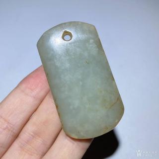 和田玉挂件一个,品相如图片